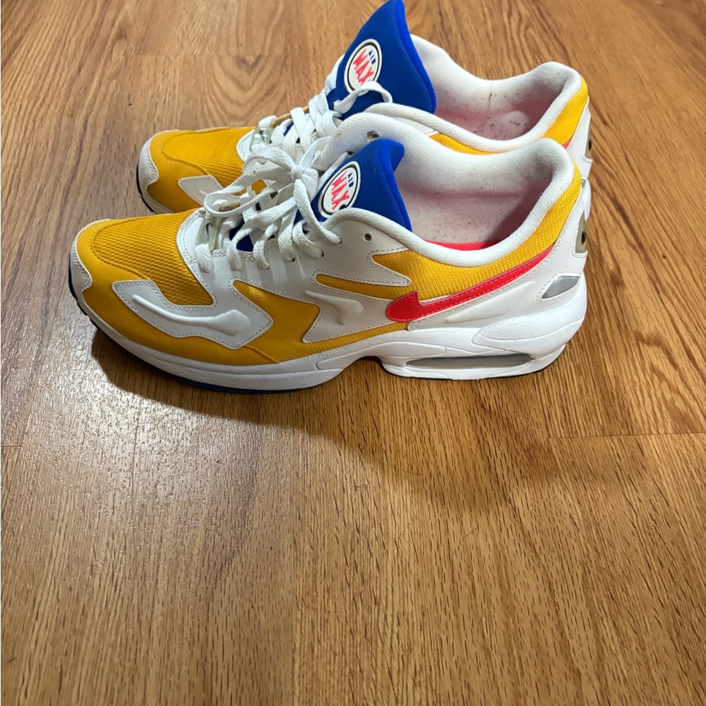 Mens Nike Air Max 2 Light 'University Gold' size 10.5